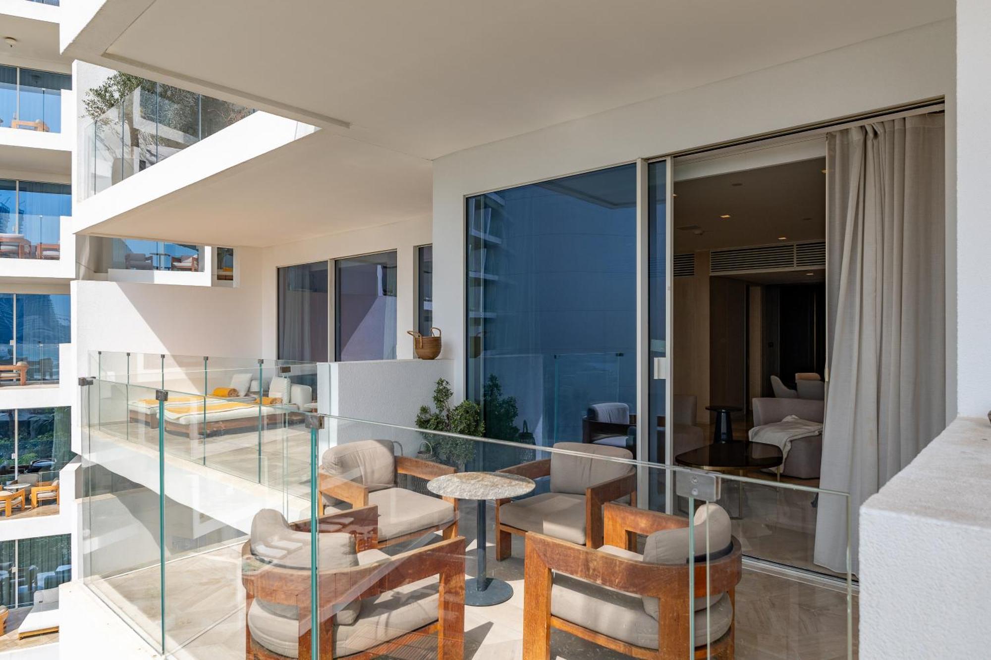 Five Palm Jumeirah Residences - Mint Stay Дубай Экстерьер фото