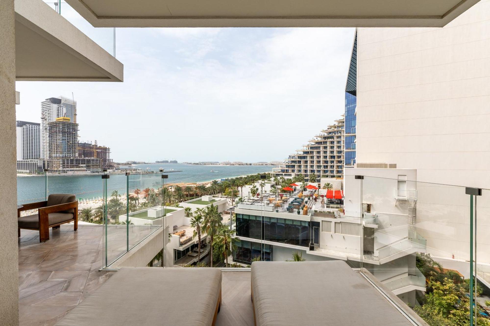 Five Palm Jumeirah Residences - Mint Stay Дубай Экстерьер фото