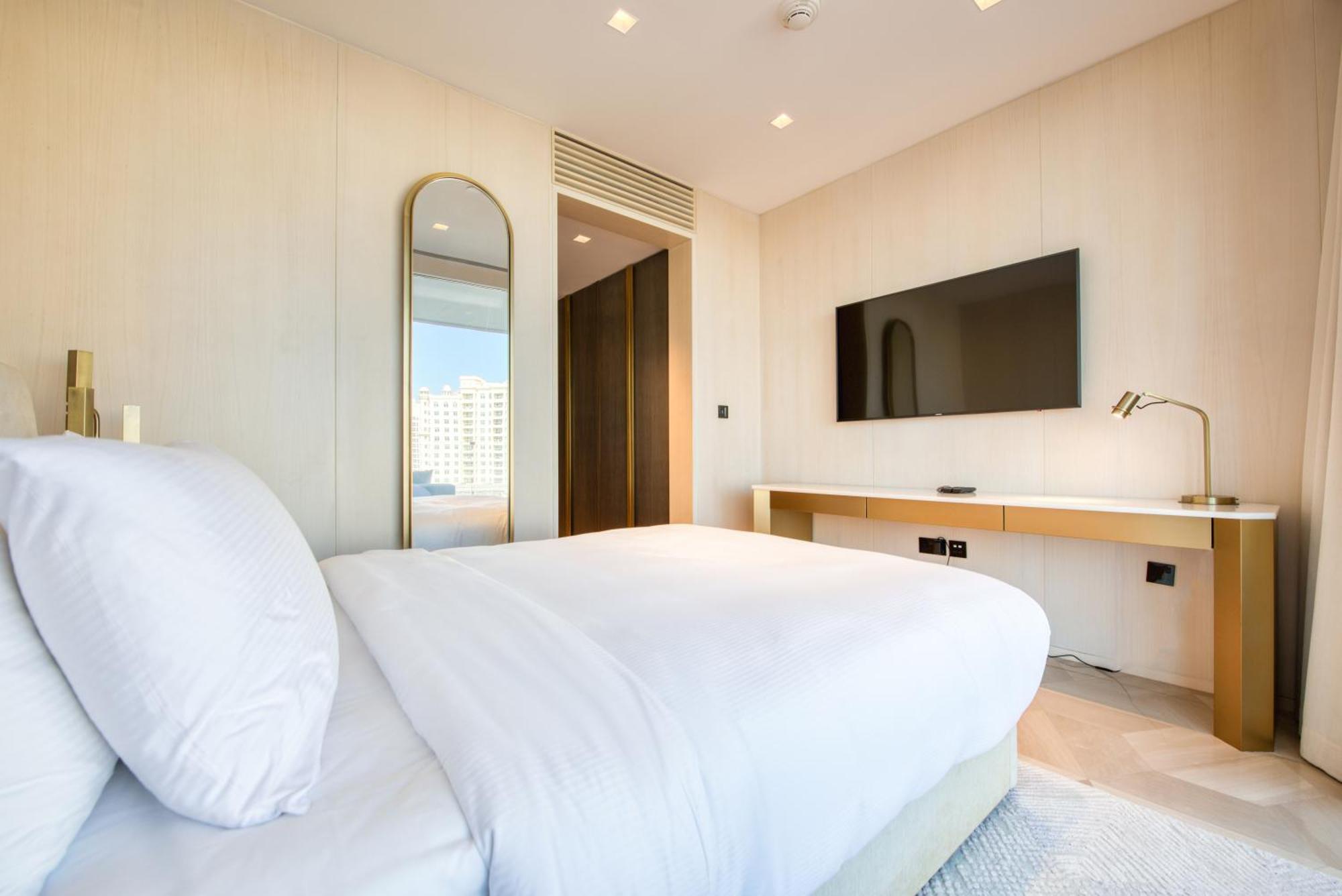Five Palm Jumeirah Residences - Mint Stay Дубай Экстерьер фото